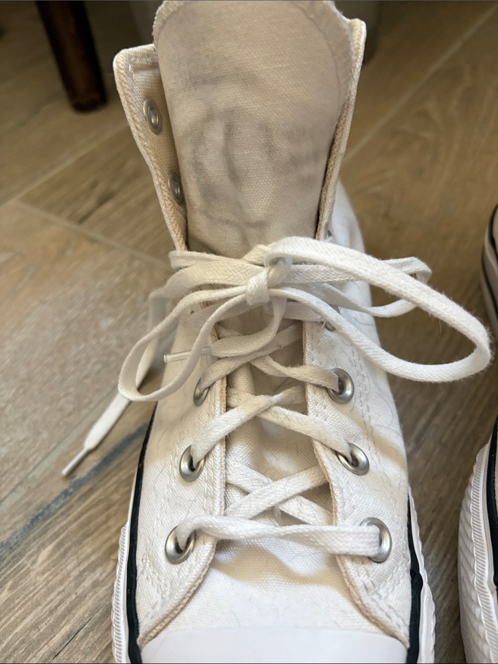 Converse white Platform High tops. Size 9 - Picture 3 of 9